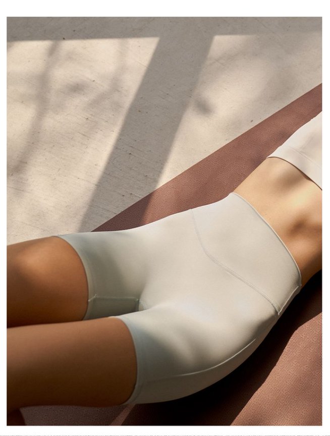 Image of leggings, sport bra, slim, fit, yoga, Pilates, breathable, Seamless, free size, Functional, Comfort, Breathable, lightweight, premium, lululemon